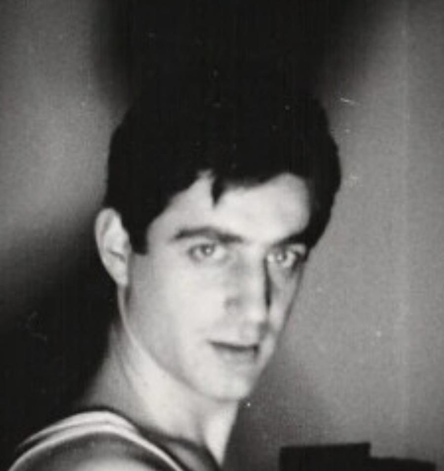 Θλίψη: Έφυγε από την ζωή γνωστός ηθοποιός – Το ανακοίνωσε ο γιος του