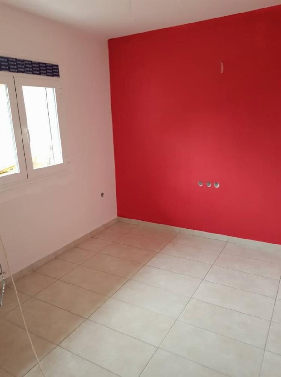 Χανιά | H τρώγλη μεταμορφώθηκε σε «μικρό παλάτι» για την άπορη γιαγιά με τα πέντε εγγόνια