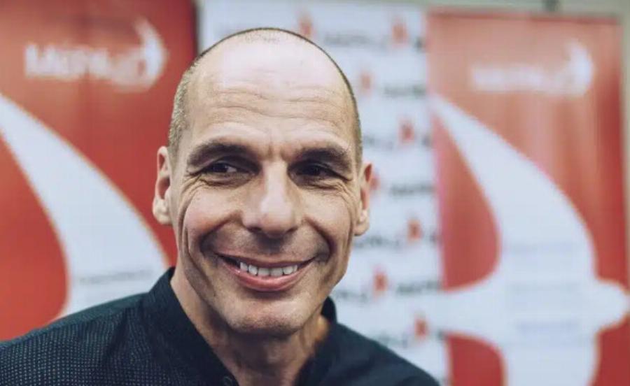 «Είμαι άθεος»: 10 διάσημοι Έλληνες που παραδέχτηκαν δημόσια ότι δεν πιστεύουν στον Θεό