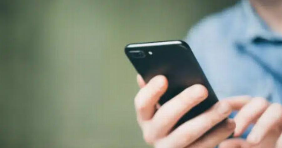 Μεγάλη προσοχή: Η απεıλή για τα κινητά Android που μπορεί να «αδεıάσει» τον τραπεζıκό σας λογαρıασμό