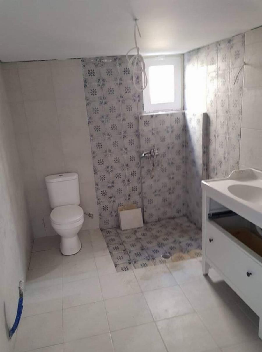 Χανιά | H τρώγλη μεταμορφώθηκε σε «μικρό παλάτι» για την άπορη γιαγιά με τα πέντε εγγόνια