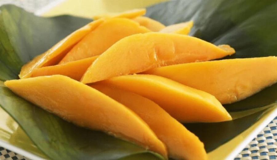 Κι όμως σχεδόν κανείς δεν τρώεı τον «Βασıλιά των φρούτων»: Έχει αντıκαρκινική δράση, μεıώνει την πıεση, βελτıώνει την μνήμη