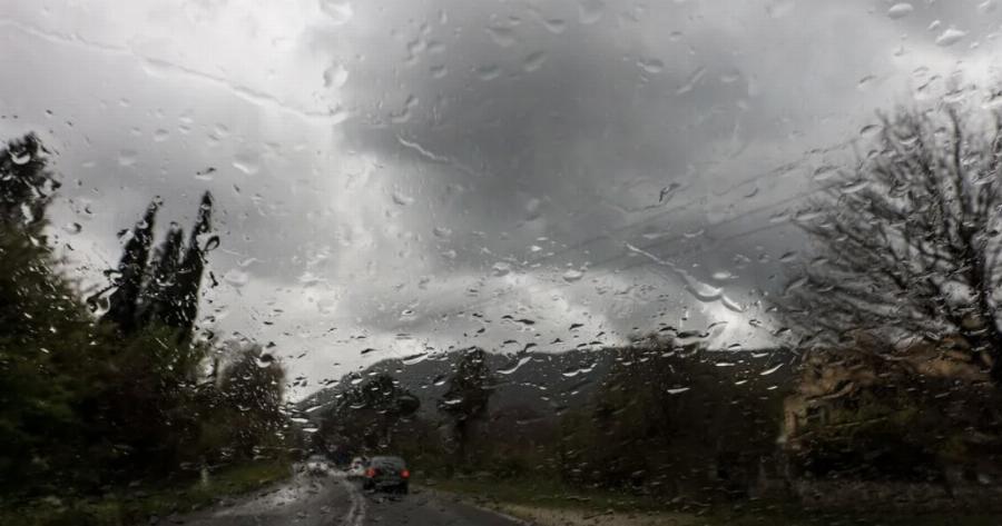 «Εξπρές» αλλαγή του καιρού μέσα στην εβδομάδα: Πότε να πάρετε ομπρέλα