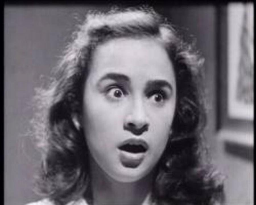 «Πλήρωνε» όσο όσο για να μην κυκλοφορήσουν: 10 φωτογραφίες της Βουγιουκλάκη πριν από τις πλαστικές – Πραγματικά αγνώριστη