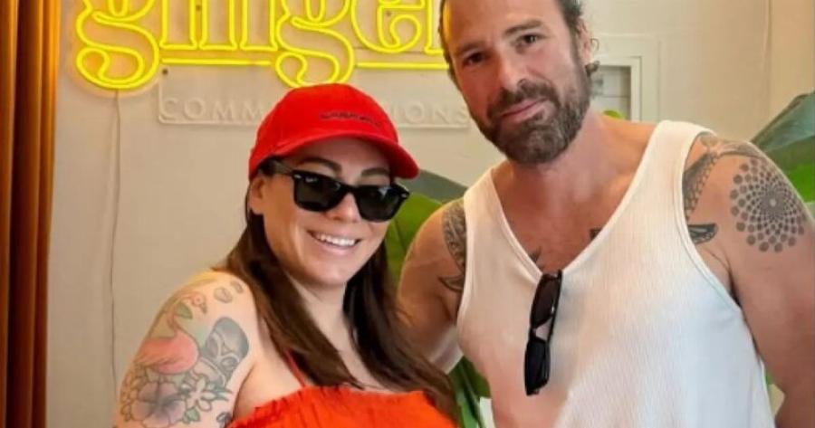 Βαλαβάνη – Μόργκαν: Ποζάρουν αγκαλιά λίγο πριν γίνουν γονείς για πρώτη φορά – Το baby shower που διοργάνωσαν