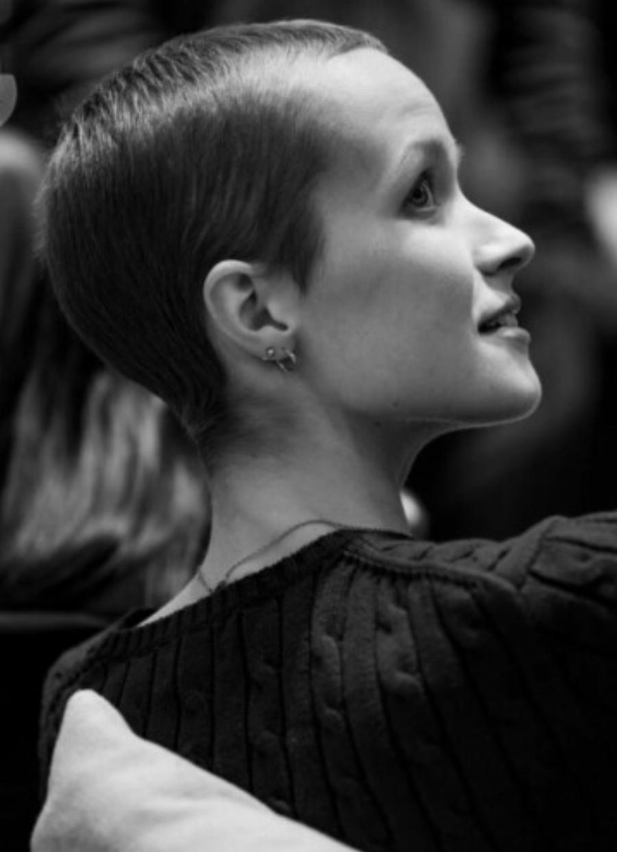 «Την αγκάλιασε και πέθανε»: Θρήνος για την Κέιτ Μίντλετον, ο σπαρακτικός αποχαιρετισμός στο Χ