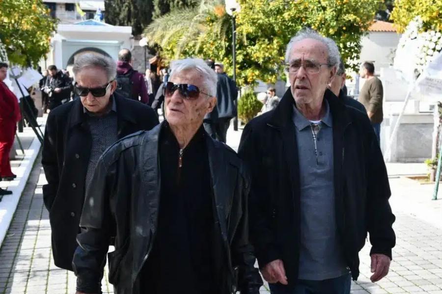 Με το «Βουνό» και τα «Ξένα Χέρια» το τελευταίο αντίο στην Καίτη Γκρέυ