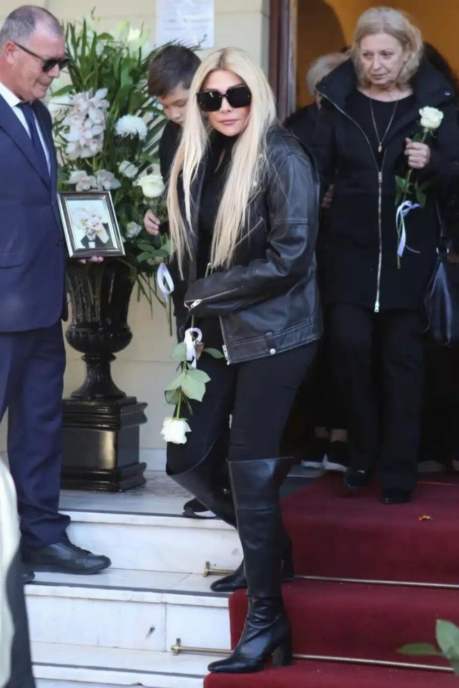 Με το «Βουνό» και τα «Ξένα Χέρια» το τελευταίο αντίο στην Καίτη Γκρέυ