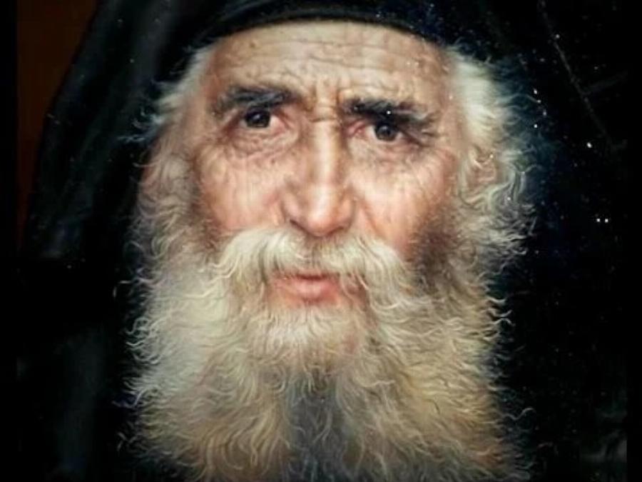 Άγιος Παΐσιος: Γιατί σε μερικές γυναίκες ο Θεός δεν δίνει παιδιά