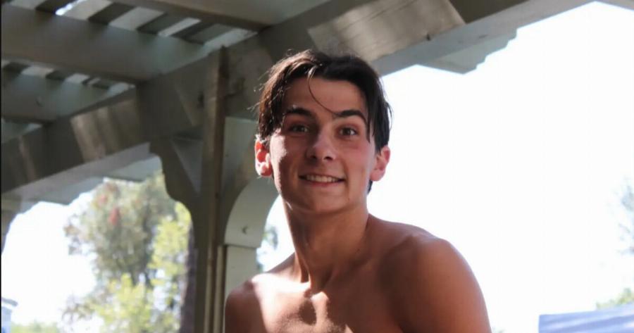 Είπε μόλις 6 λέξεις στον μπαμπά του και “βούτηξε” στο κενό: Τραγικά νέα για τον 14χρονο μαθητή, σε κατάσταση σοκ ο πατέρας