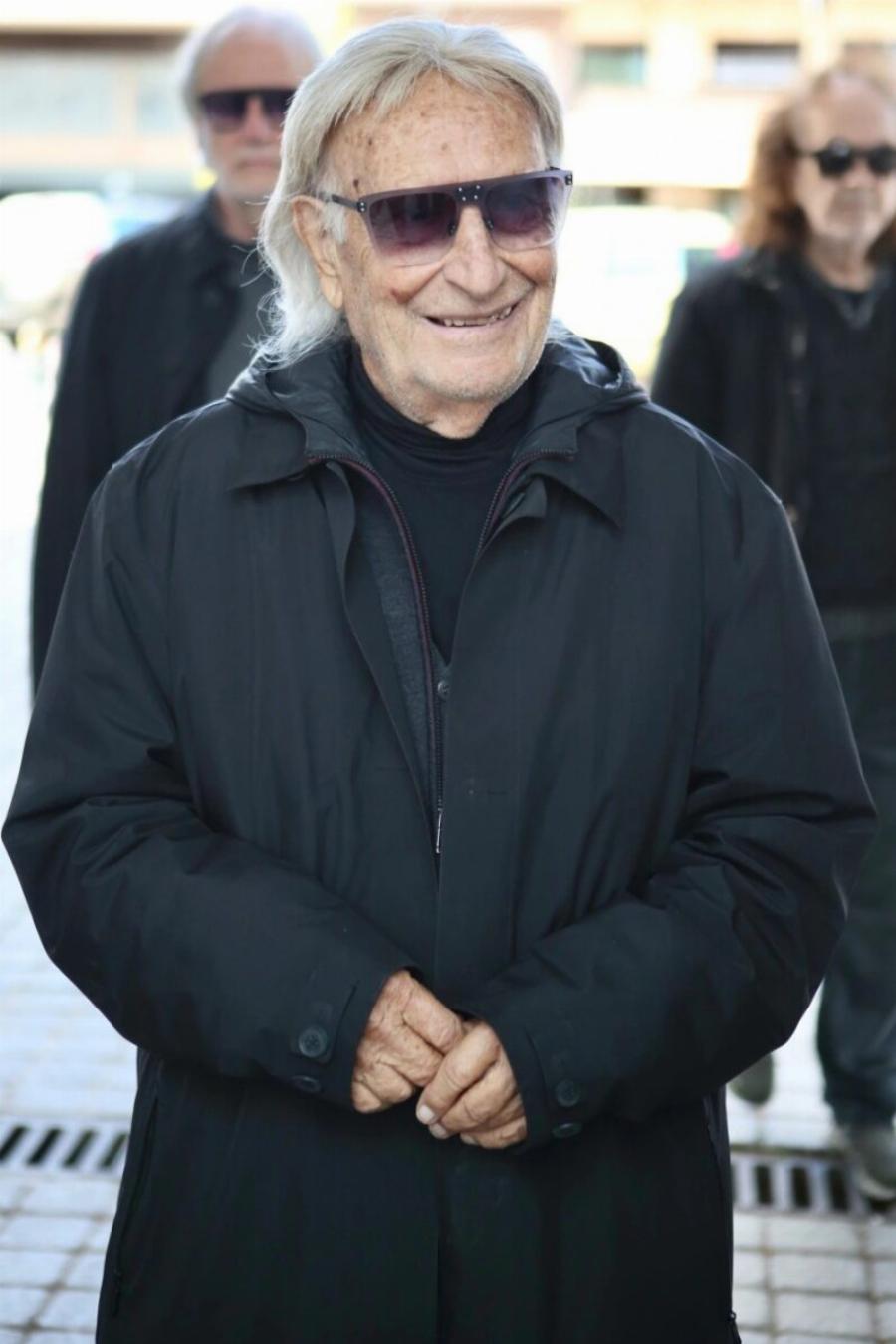 Με το «Βουνό» και τα «Ξένα Χέρια» το τελευταίο αντίο στην Καίτη Γκρέυ