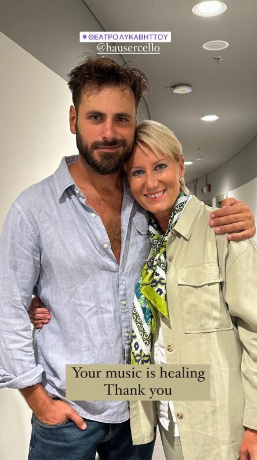 «Eκλεψε» την παράσταση η «Νταϊάνα της Ελλάδας»: Η Νατάσα Παζαΐτη εμφανίστηκε έτσι σε συναυλία κι όλα τα φλας ήταν πάνω της