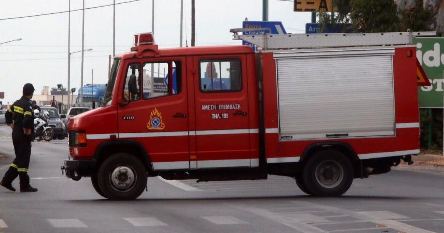 Έκτακτο: Μεγάλη φωτιά σε διαμέρισμα τώρα
