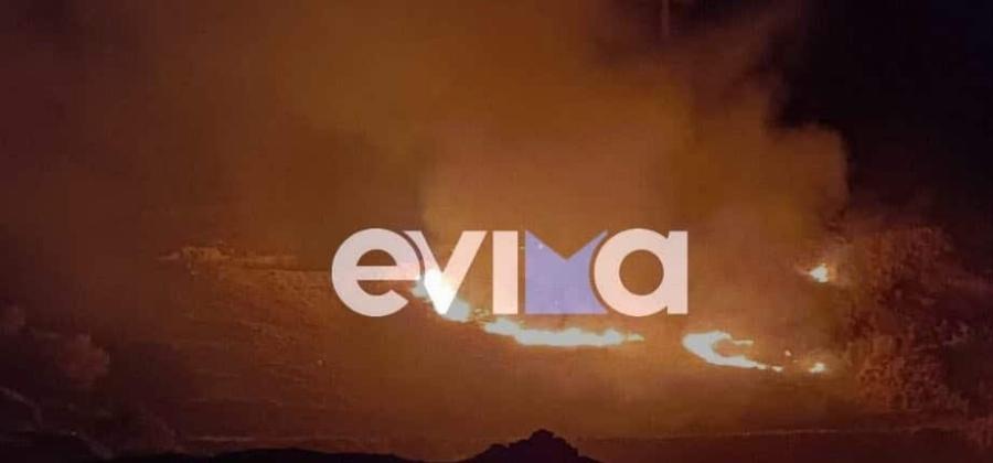 EKTAKTO: Μεγάλη φωτιά τώρα στη χώρα μας μέσα στη νύχτα – Σuvαγεpμoς στην Πυροσβεστική