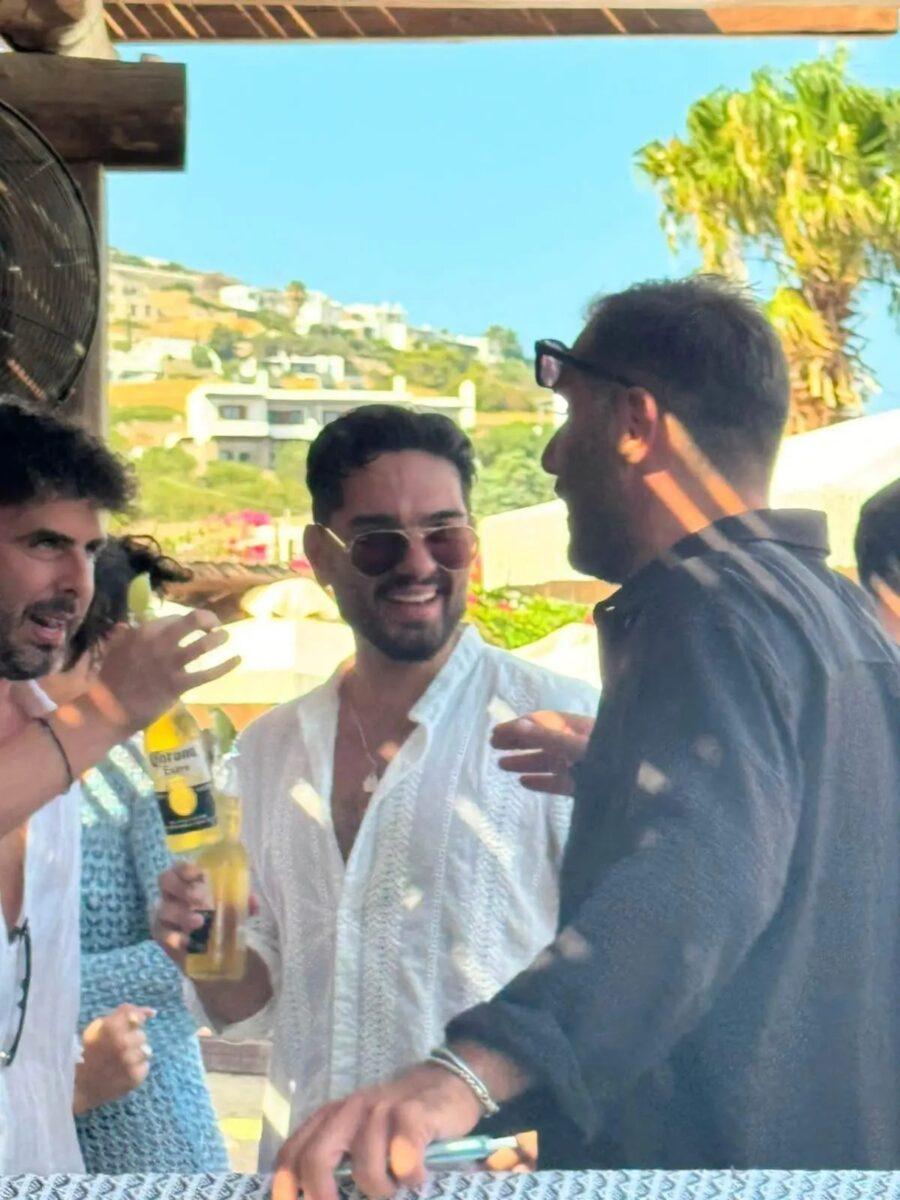ΜΟΛΙΣ ΜΑΘΕΥΤΗΚΕ ΓΙΑ ΧΡΗΣΤΟ ΜΑΣΤΟΡΑ ΚΑΙ ΜΕΛΙΝΑ ΝΙΚΟΛΑΙΔΗ ΣΤΗΝ ΠΑΡΟ