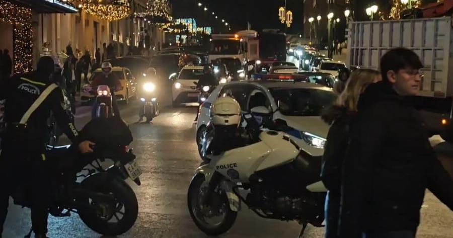 Πανικός ΤΩΡΑ στο Σύνταγμα – Έκλεισε ο δρόμος