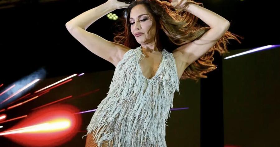 Δέσποινα Βανδή: «Δεν θα τραγουδούσα ποτέ μπροστά από μία φωτογραφία ενός σφαγέα των Ελλήνων»