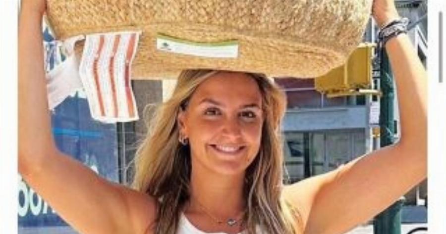 Σοφία Μητσοτάκη: Που εργάζεται και τι κάνει στην ζωή της η κόρη του πρωθυπουργού – Σπάνιες φωτογραφίες