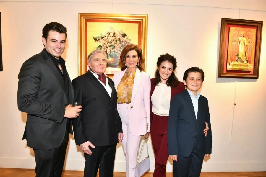 Ευγενία Μανωλίδου: Πήρε τα παιδιά της και πήγε στον πρώην σύζυγό της, Θεόδωρου Μανωλίδη – Φωτογραφίες