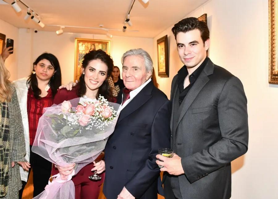 Ευγενία Μανωλίδου: Πήρε τα παιδιά της και πήγε στον πρώην σύζυγό της, Θεόδωρου Μανωλίδη – Φωτογραφίες