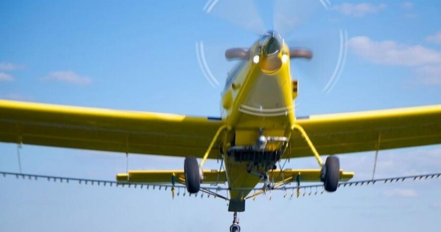 ΕΚΤΑΚΤΟ: Επεσε αεροπλάνο, νεκρός ο πιλότος