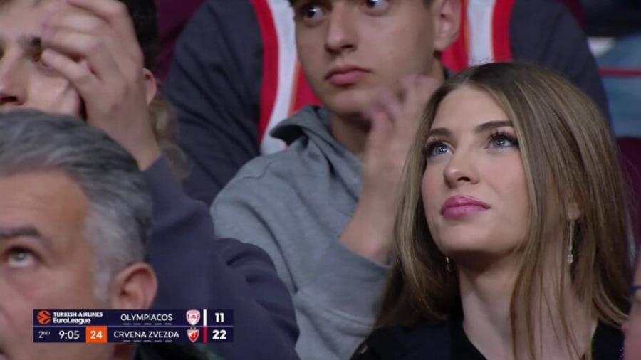 Την ψάχνει όλη η Ελλάδα: Η νέα… Μαριγκόνα στο ΣΕΦ είναι ξανθιά (ΒΙΝΤΕΟ)