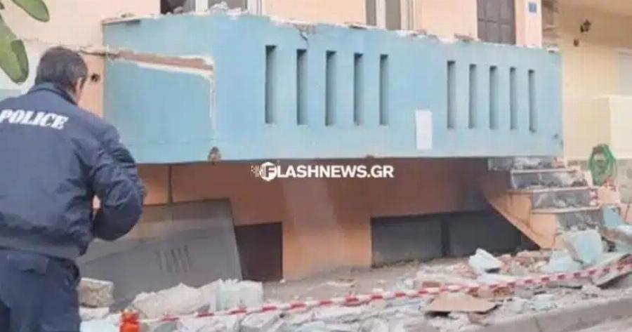 Από θαύμα δεν θpηvήσαμε θuματα – Kατέppεuσε ολόκληρο μπαλκόνι από πολυκατοικία