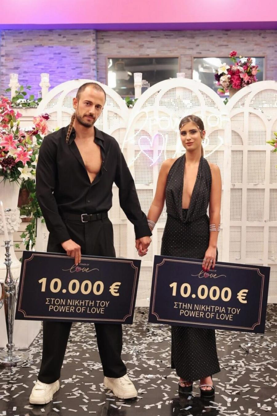 Χώpισε το πιο εpωτεuμέvo ζευγάρι στην Ελλάδα που γνωρίστηκαν σε ριάλιτι