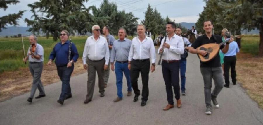 Λαμία: Ένας γάμος με εικόνες που σπανίζουν. Γαμπρός και νύφη θα συζητιούνται για καιρό