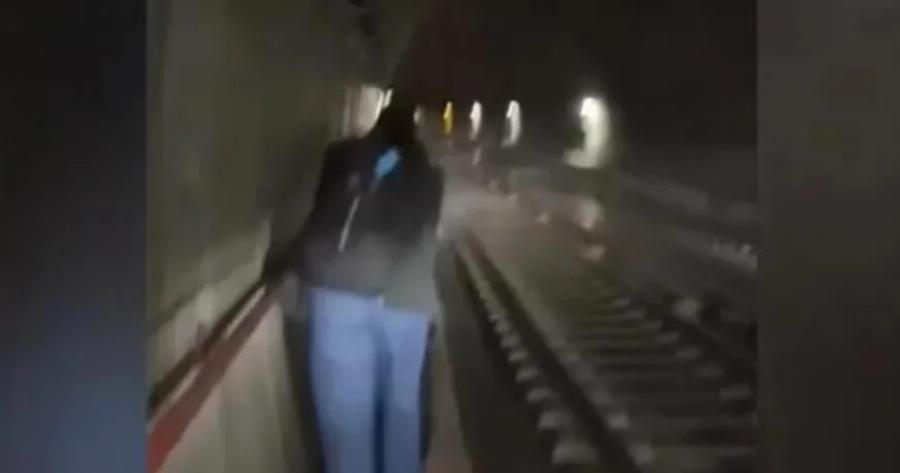 Μετρό Αθήνας: Βίντεο ντοκουμέντο με επιβάτες να περπατούν στις σήραγγες – Τι συνέβη