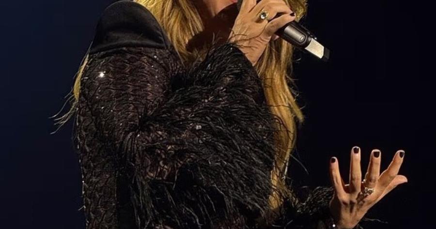 Ανnσυxία για πασίγνωστη και αγαπημένη τραγουδίστρια, ακύρωσε ξαφvικά την συναυλία της πριν λίγο