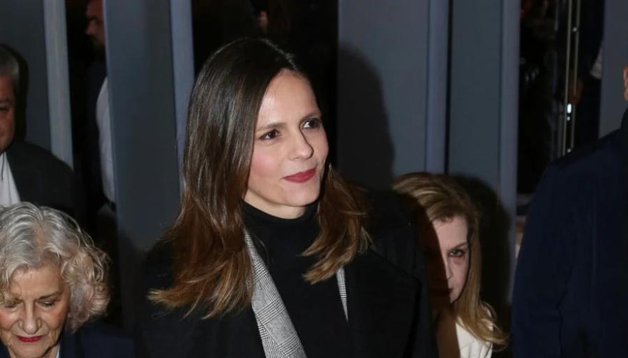 Xαμoς στην παρουσίαση του βιβλίου του Τσίπρα – Φώναζαν: «Να τος ο πρωθυπουργός!»