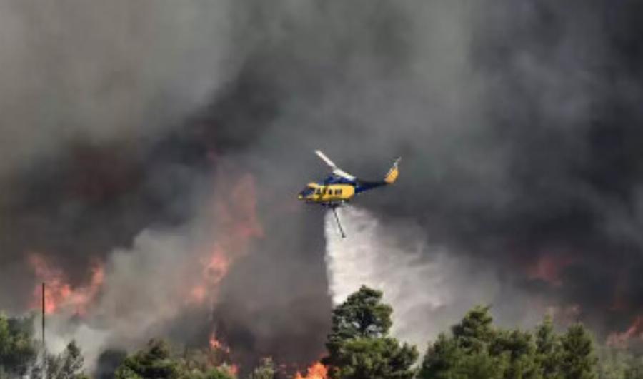 EKTAKTO – Εκκενώνεται Ροδόπολη, Αμυγδαλέζα Σταμάτας και Γραμματικό λόγω της μεγάλης φωτιάς στο Βαρνάβα