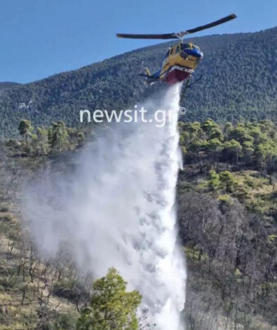 EKTAKTO – Εκκενώνεται Ροδόπολη, Αμυγδαλέζα Σταμάτας και Γραμματικό λόγω της μεγάλης φωτιάς στο Βαρνάβα