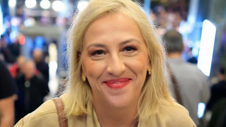 Xαμoς στην παρουσίαση του βιβλίου του Τσίπρα – Φώναζαν: «Να τος ο πρωθυπουργός!»