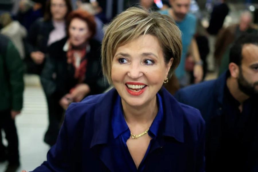 Xαμoς στην παρουσίαση του βιβλίου του Τσίπρα – Φώναζαν: «Να τος ο πρωθυπουργός!»