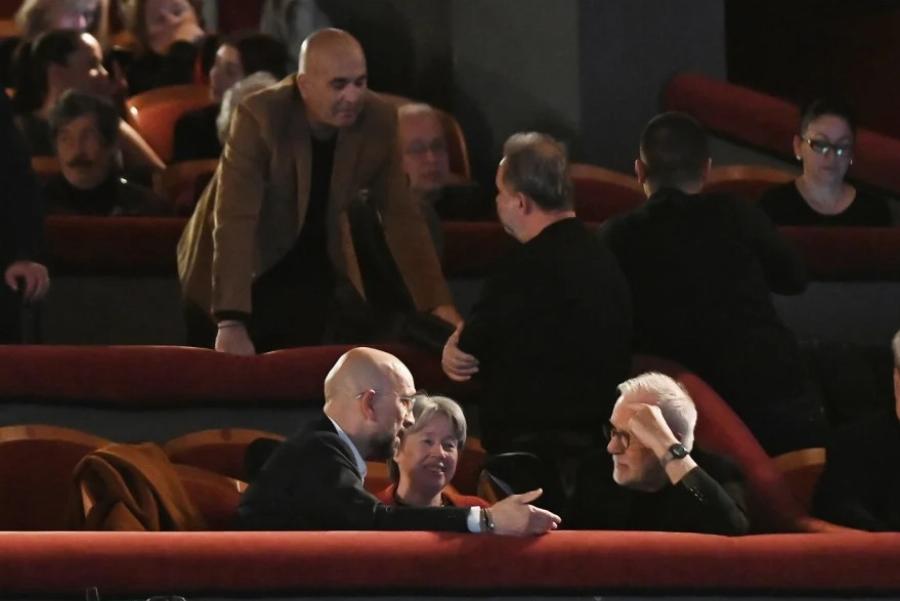 Xαμoς στην παρουσίαση του βιβλίου του Τσίπρα – Φώναζαν: «Να τος ο πρωθυπουργός!»