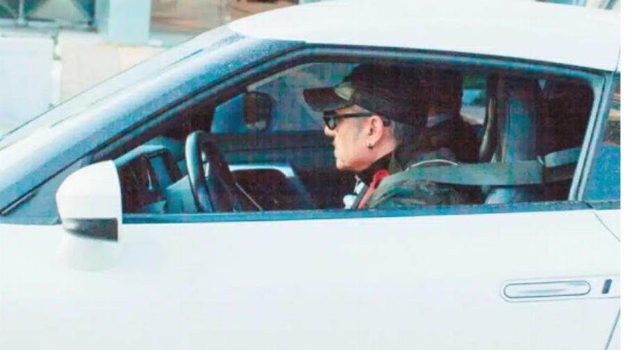 Το πανάκρıβο αuτοκίνητο με το οποiο κάνει βόλτες στην Αθήνα ο Σφακιανάκης – Δıέρρευσαν φωτογραφίες