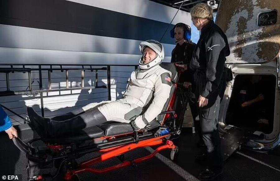 Γιατί γέρασαν 10 χρόνια οι αστροναύτες που επέστρεψαν μετά από 9 μήνες: «Γκρι μαλλιά, πόδια κοτόπουλου και βλάβη στο DNA παρόμοια με το κάπνισμα»