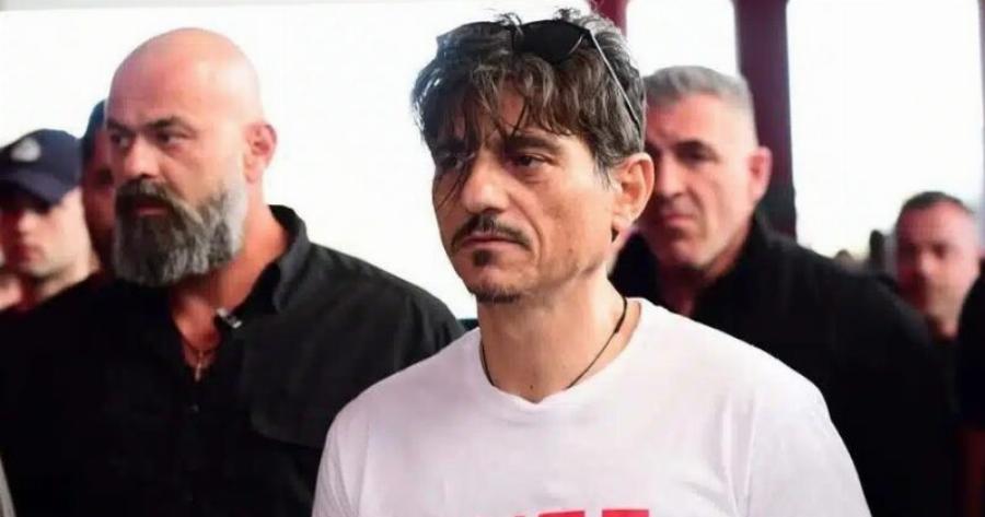 Γιαννακόπουλος: «Χίλιες φορές να με δει η κόρη μου με xειpoπέδες παρά να νομίζει ότι δεν την υπερασπίστηκα»