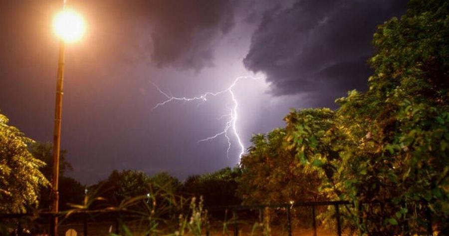 Καιρός: Έκτακτη προειδοποίηση για πυρήνα καταιγίδων – Αυτές είναι οι περιοχές που θα «χτυπήσουν»