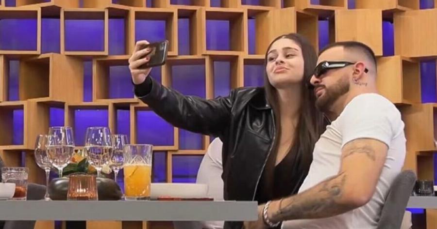 First Dates: «Ήθελα να της πετάξω το πιάτο», τραγωδία το ραντεβού με τον τράπερ