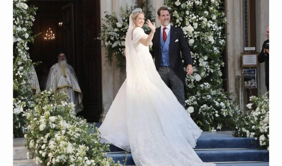 Θεοδώρα: Το εντυπωσιακό νυφικό από Ελληνίδα σχεδιάστρια παγκοσμίου φήμης – Η επώνυμη τιάρα και το ιστορικό πέπλο