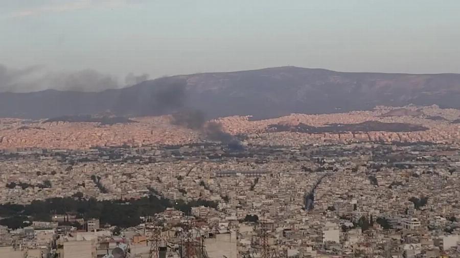 Φωτιά στον Βοτανικό – Συναγερμός στην Πυροσβεστική