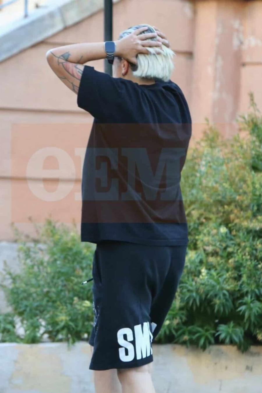 Σπαράζει η Μαρία Μαζωνάκη: Τα ουρλιαχτά της αδερφής του Γιώργου έξω από το «ΕΛΠΙΣ», λίγο μετά την ανακοίνωση του θανάτου