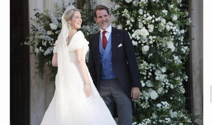 Θεοδώρα: Το εντυπωσιακό νυφικό από Ελληνίδα σχεδιάστρια παγκοσμίου φήμης – Η επώνυμη τιάρα και το ιστορικό πέπλο