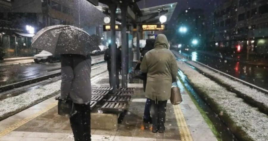 Αλλάζει ο καιρός από Δευτέρα σύμφωνα με νέο βίντεο του Κολυδά – Που θα βρέξει που θα χιονίσει;