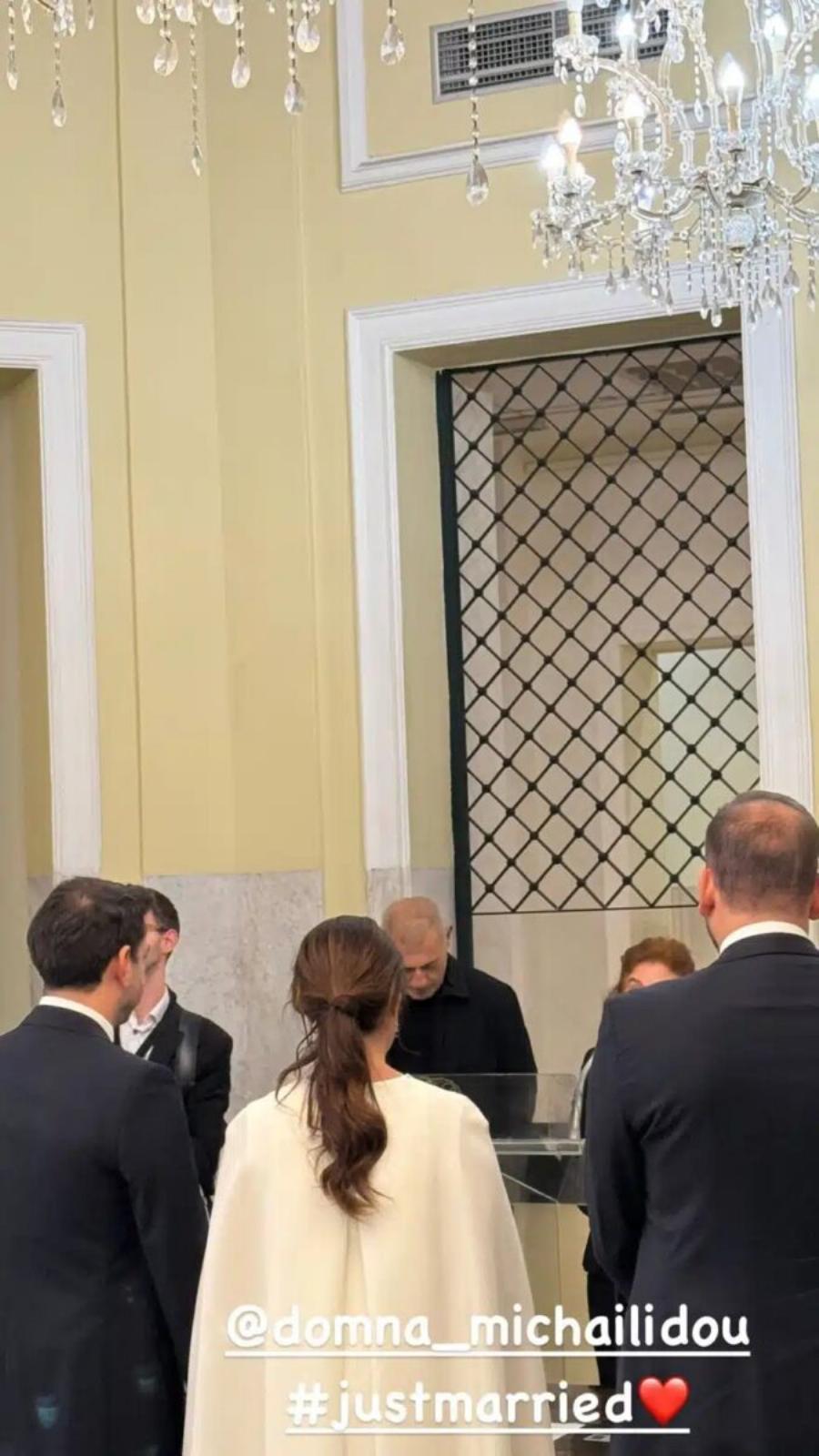 Παντρεύτηκε η Δόμνα Μιχαηλίδου τον Λεωνή Μαντωνάκη