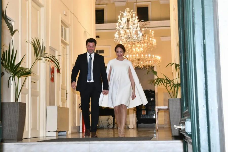 Παντρεύτηκε η Δόμνα Μιχαηλίδου τον Λεωνή Μαντωνάκη