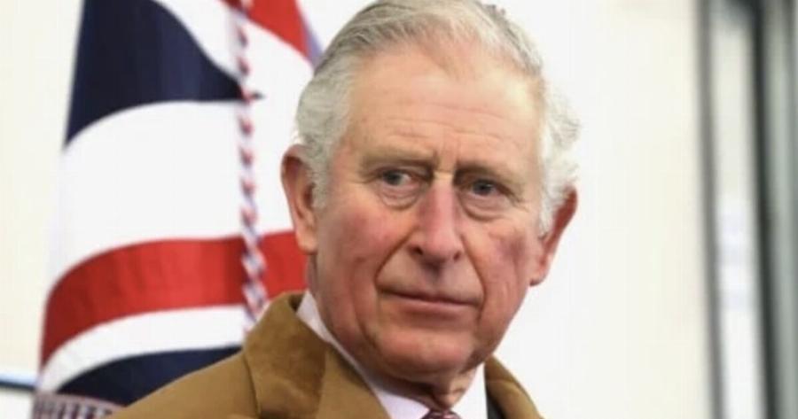 Βαρú πένθоς για τον βασιλιά Κάρολο – Στο πλεuρό του η Καμiλα